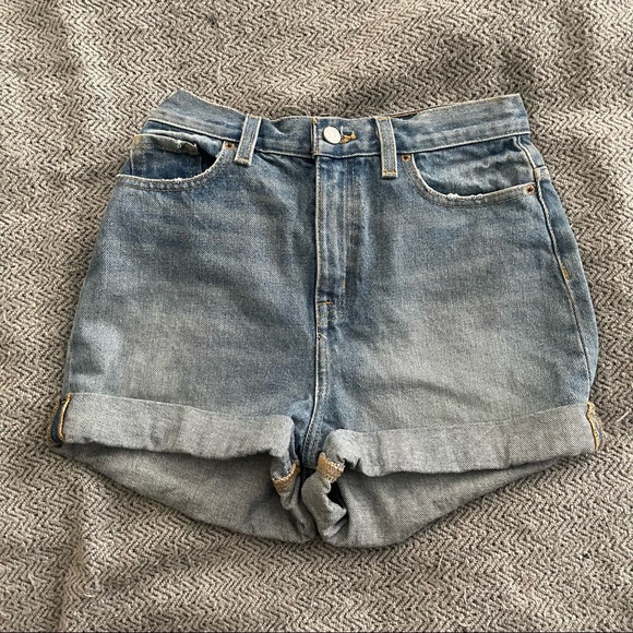 BDG Mom High Rise Denim Shorts SIZE 25 - Picture 2 of 4